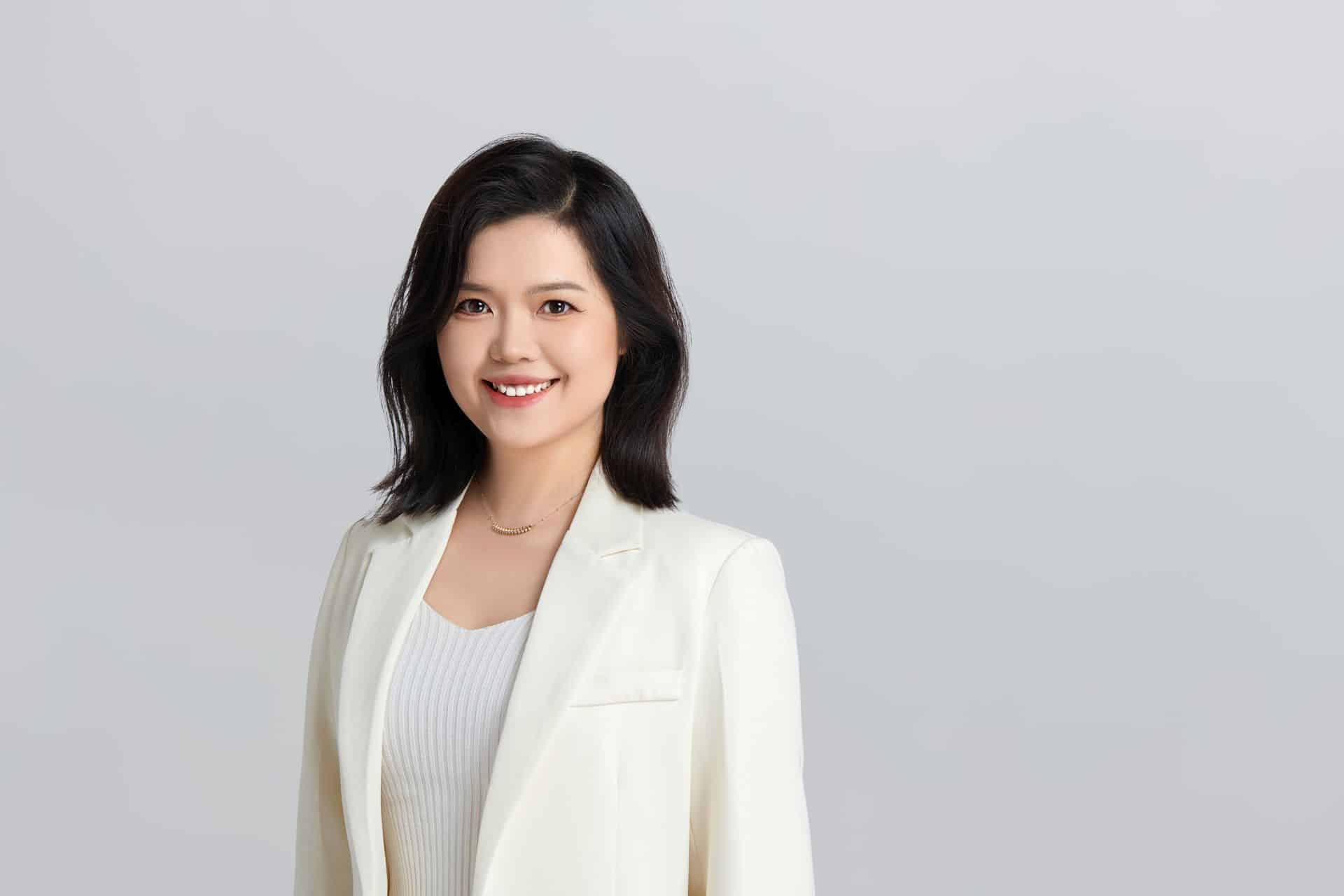 Ru Wang – Senior Talent Manager Ru Wang, Senior Talent Manager, China (Schanghai) Head of Schanghai Office